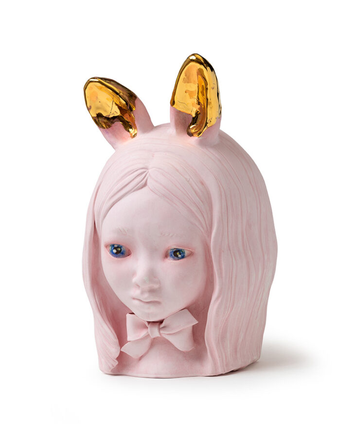 윤정선, Inner child, 16x17x29cm, ceramic, 2023